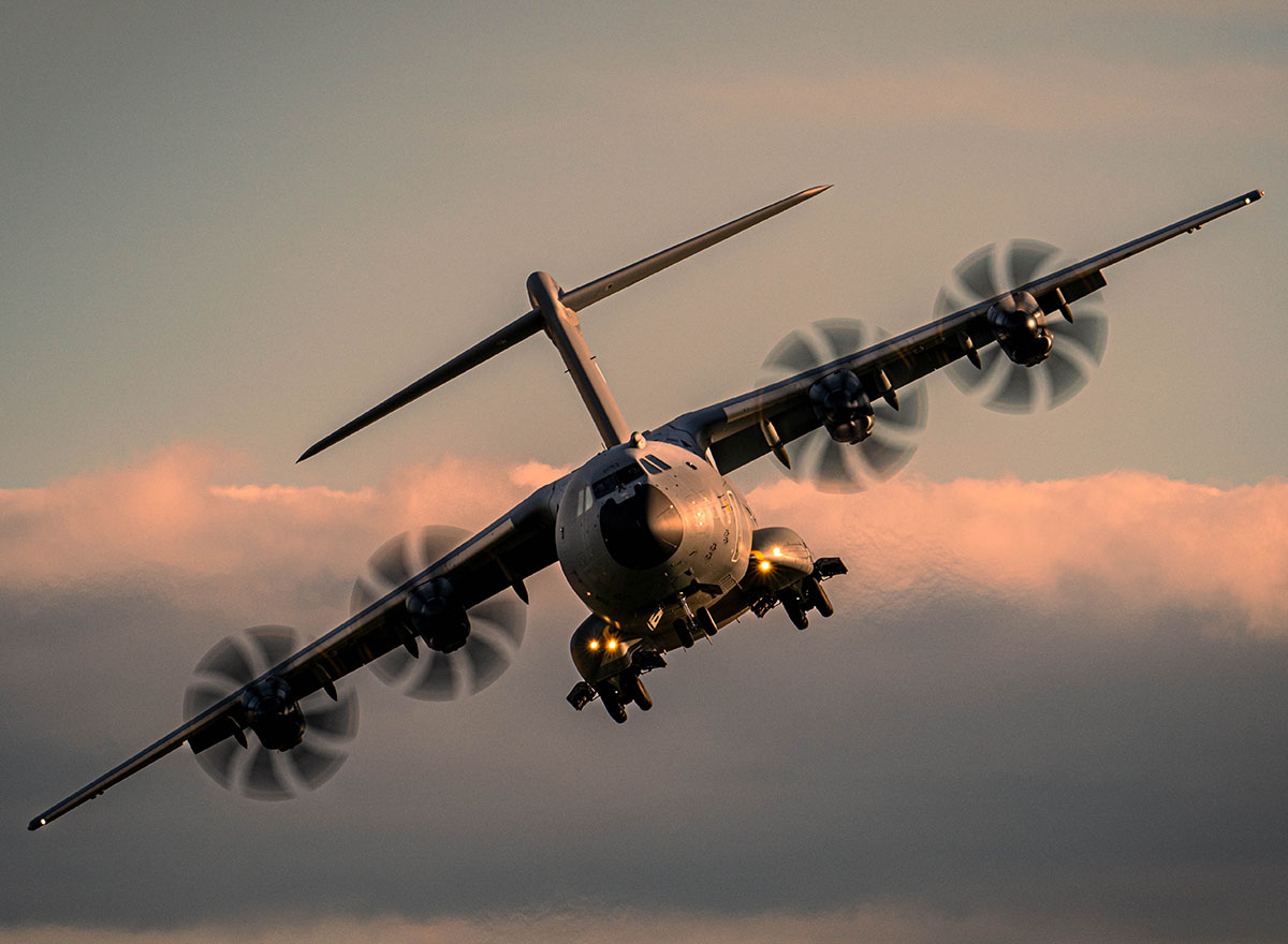 Military Hercules transport aircraft — emergency training for defence aviation teams